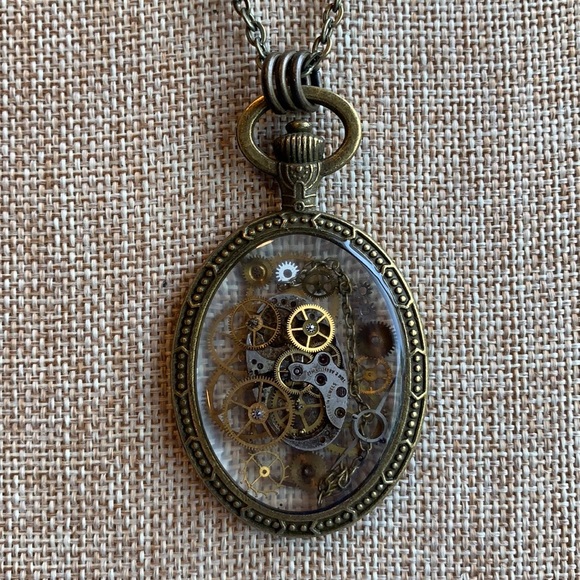 Steampunk Pocket Watch Gears necklace One of a kind Handmade - Picture 6 of 7